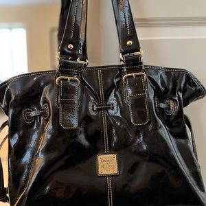 Dooney and Bourke shoulder bag.
